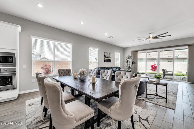 10518 W Albert Lane, Peoria, AZ 85382