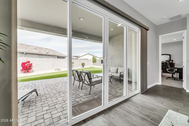 10518 W Albert Lane, Peoria, AZ 85382