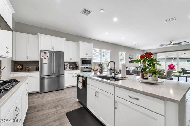 10518 W Albert Lane, Peoria, AZ 85382