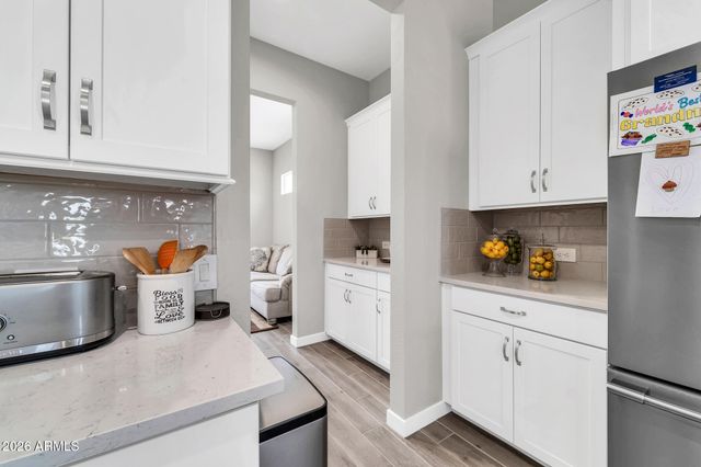 10518 W Albert Lane, Peoria, AZ 85382