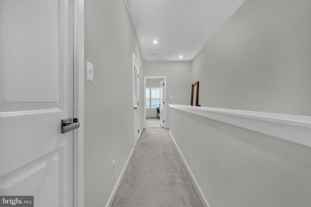 7111 SOLLERS POINT RD, Baltimore, MD 21222