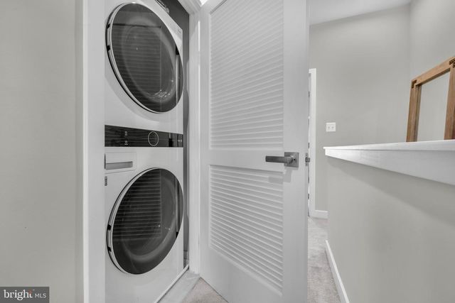 7111 SOLLERS POINT RD, Baltimore, MD 21222