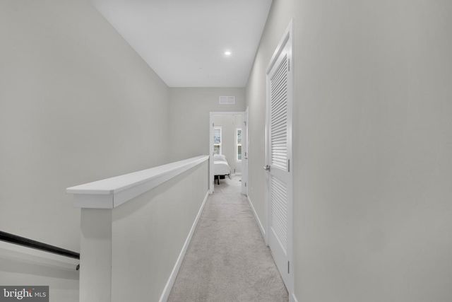 7111 SOLLERS POINT RD, Baltimore, MD 21222