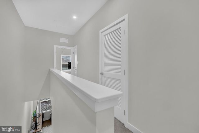 7111 SOLLERS POINT RD, Baltimore, MD 21222