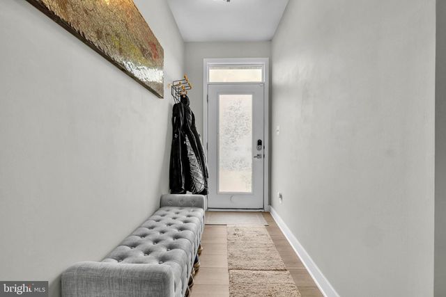 7111 SOLLERS POINT RD, Baltimore, MD 21222