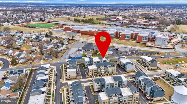 7111 SOLLERS POINT RD, Baltimore, MD 21222