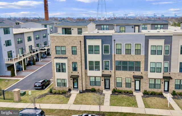 7111 SOLLERS POINT RD, Baltimore, MD 21222