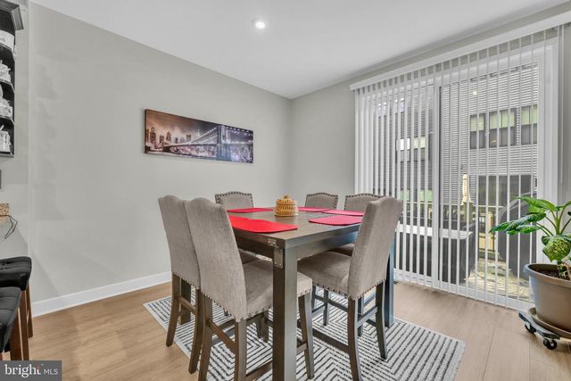 7111 SOLLERS POINT RD, Baltimore, MD 21222