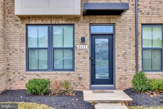 7111 SOLLERS POINT RD, Baltimore, MD 21222