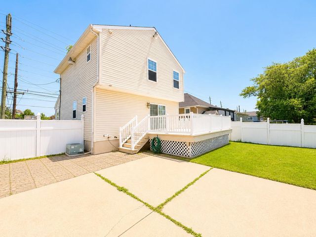 8269 RIVER, Pennsauken, NJ 08110