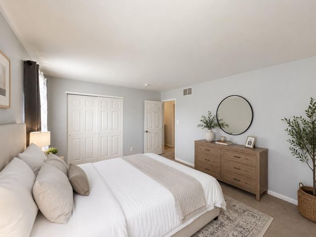 8269 RIVER, Pennsauken, NJ 08110
