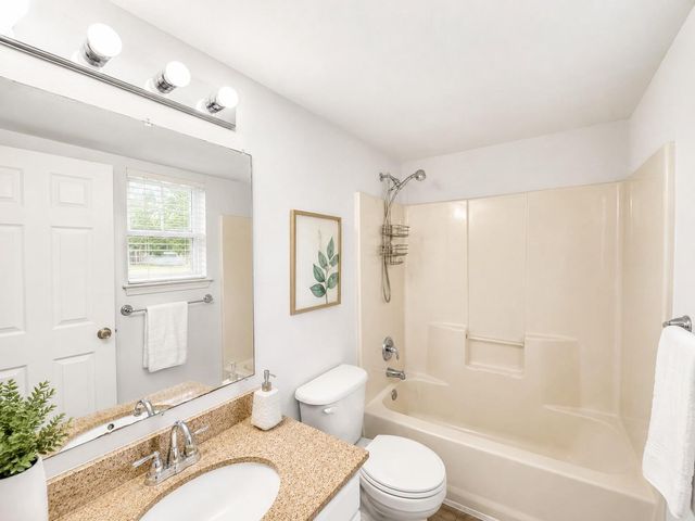 8269 RIVER, Pennsauken, NJ 08110