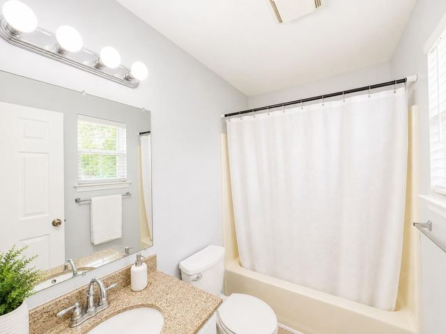 8269 RIVER, Pennsauken, NJ 08110