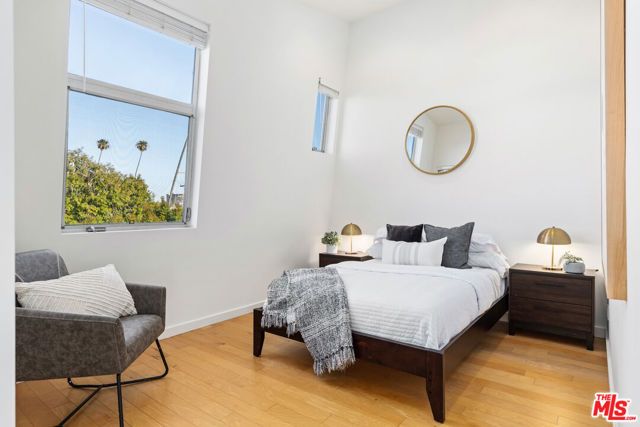 2307 Oakwood Avenue, Venice (los Angeles), CA 90291