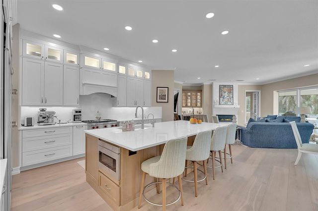 8986 BLOOMFIELD BOULEVARD, Sarasota, FL 34238
