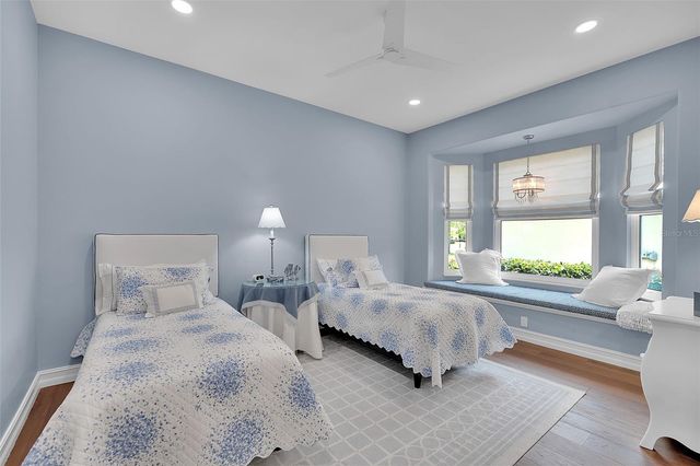8986 BLOOMFIELD BOULEVARD, Sarasota, FL 34238
