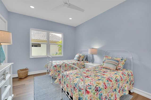 8986 BLOOMFIELD BOULEVARD, Sarasota, FL 34238
