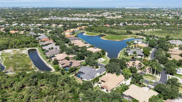 8986 BLOOMFIELD BOULEVARD, Sarasota, FL 34238