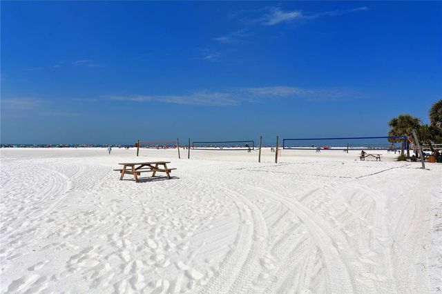 8986 BLOOMFIELD BOULEVARD, Sarasota, FL 34238