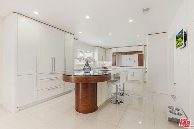 18248 Rosita Street, Los Angeles, CA 91356