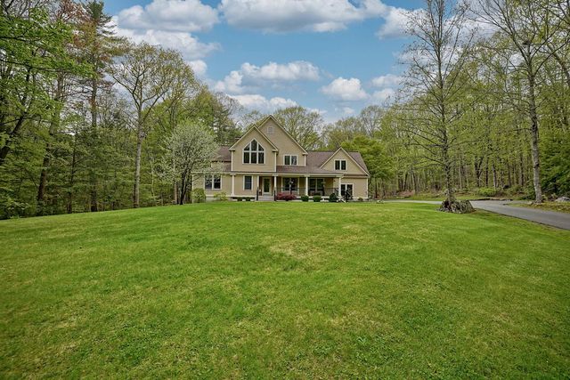 38 Bassett Lane, Newfields, NH 03856