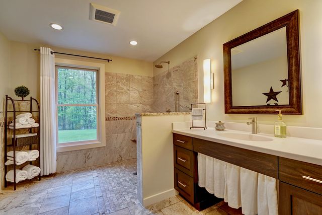 38 Bassett Lane, Newfields, NH 03856
