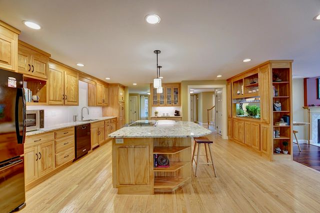 38 Bassett Lane, Newfields, NH 03856
