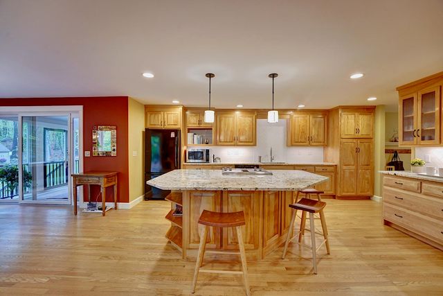 38 Bassett Lane, Newfields, NH 03856