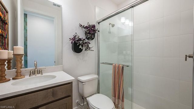 19591 Lana Del TRCE, Estero, FL 33928