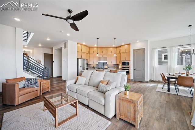 8860 Frolic View, Colorado Springs, CO 80924