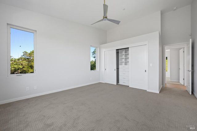 1292 Wikiup Dr, Santa Rosa, CA 95403