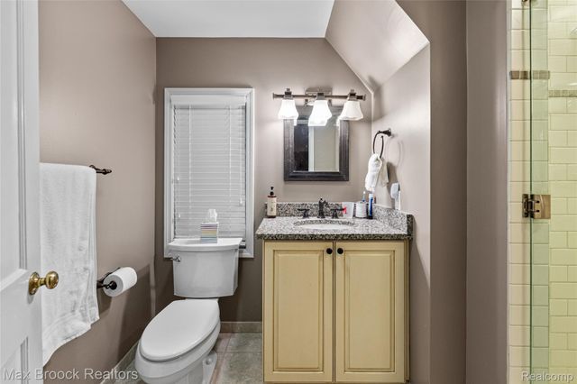 416 Puritan Avenue, Birmingham, MI 48009