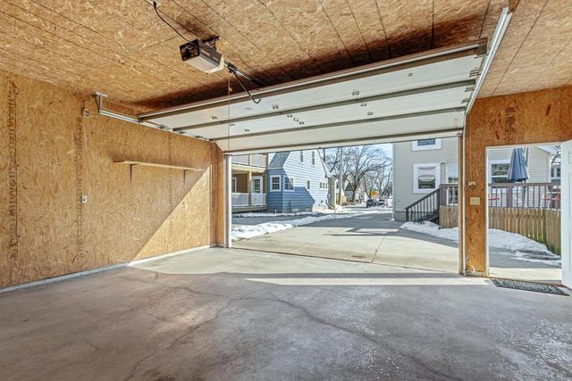 936 O'SHERIDAN Street, Madison, WI 53715