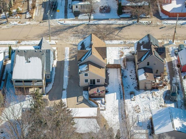 936 O'SHERIDAN Street, Madison, WI 53715