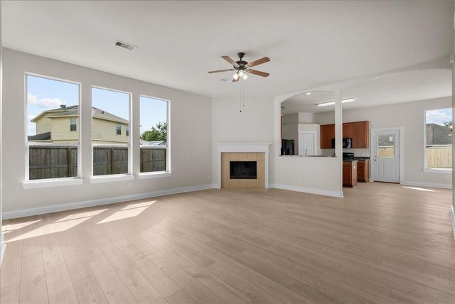 122 Tonkawa Canyon Drive, La Marque, TX 77568