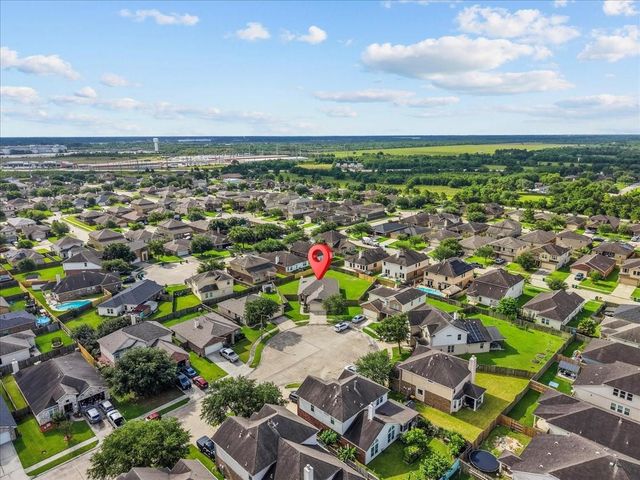 122 Tonkawa Canyon Drive, La Marque, TX 77568