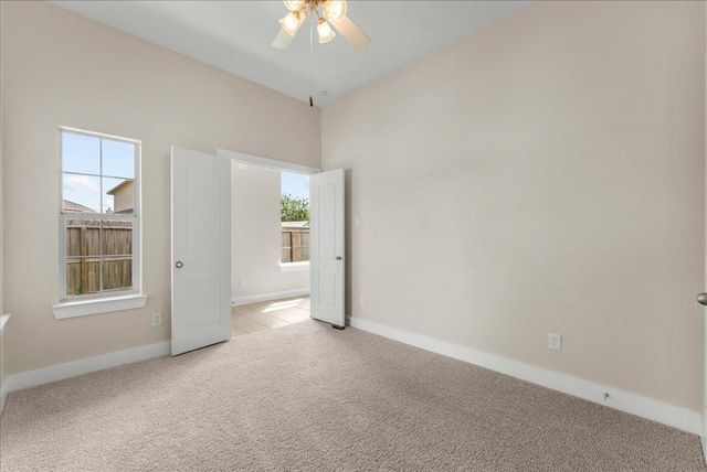 122 Tonkawa Canyon Drive, La Marque, TX 77568