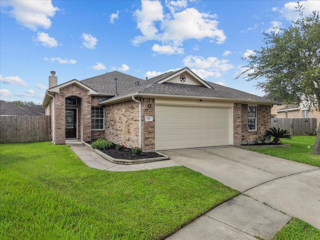 122 Tonkawa Canyon Drive, La Marque, TX 77568