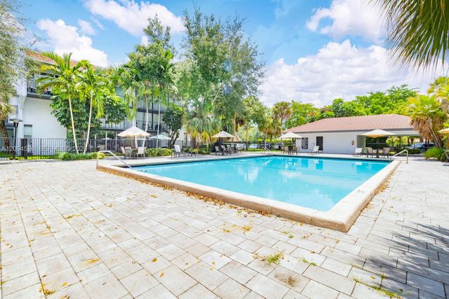 2930 Forest Hills Blvd B102, Coral Springs, FL 33065
