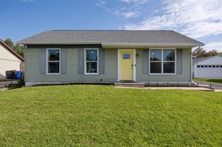 3716 Fir Tree Drive NE, Cedar Rapids, IA 52402