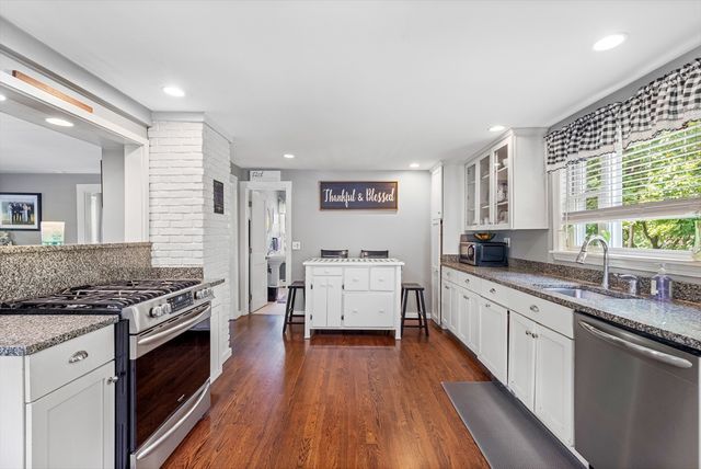 623 Commercial St, Braintree, MA 02184