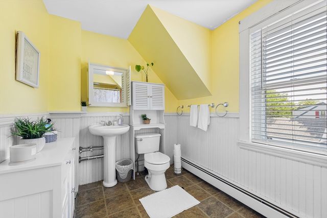 623 Commercial St, Braintree, MA 02184