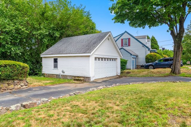 623 Commercial St, Braintree, MA 02184