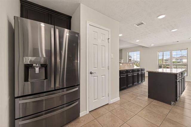 29 Palmero Way, Manvel, TX 77578