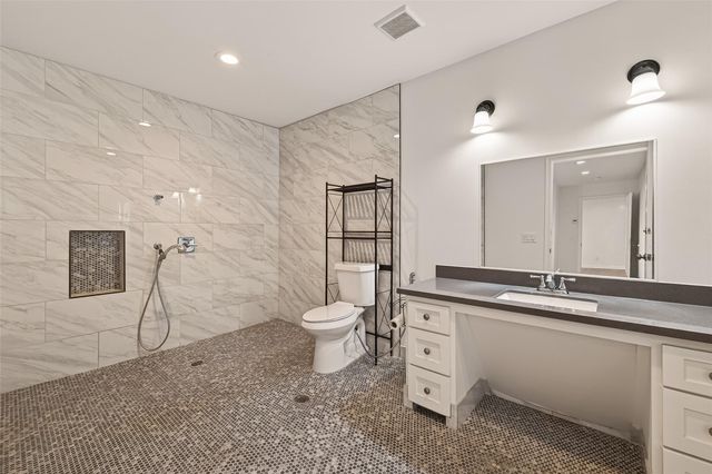 29 Palmero Way, Manvel, TX 77578