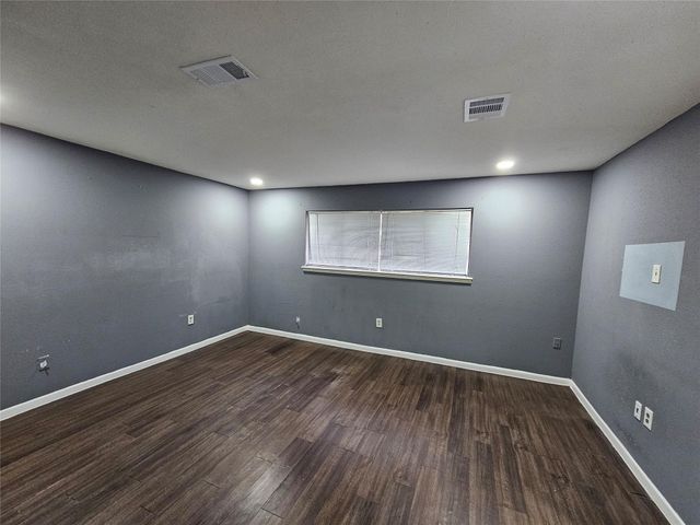 5031 Whispering Falls Drive, Houston, TX 77084