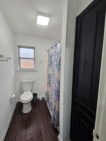 5031 Whispering Falls Drive, Houston, TX 77084