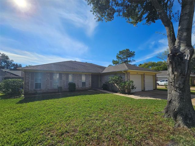 5031 Whispering Falls Drive, Houston, TX 77084