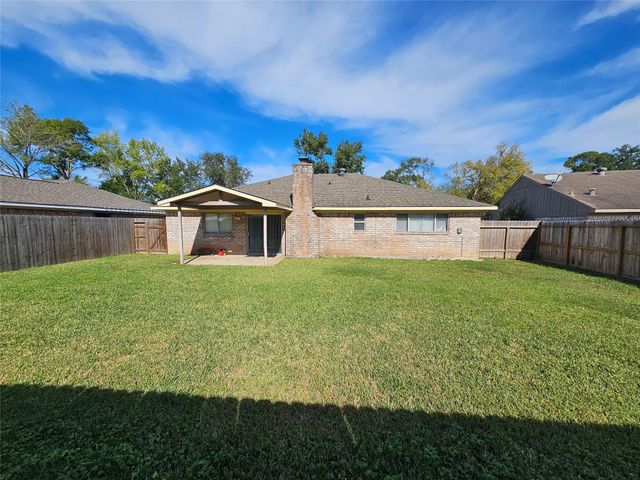 5031 Whispering Falls Drive, Houston, TX 77084
