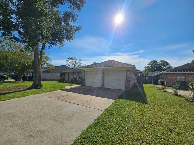 5031 Whispering Falls Drive, Houston, TX 77084